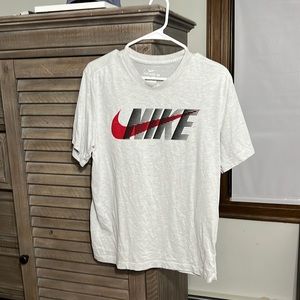 Nike tee